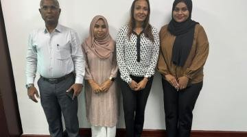 Expo Team & Minister State for Health Khadeeja Abdul Samad Abdulla